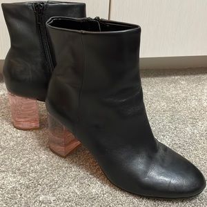 Leather ankle boot with Rose acrylic heel.